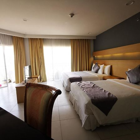 Century Langkasuka Resort Langkawi Pantai Cenang  Bagian luar foto