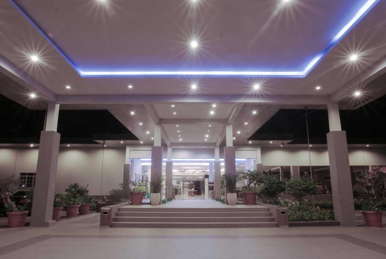 Century Langkasuka Resort Langkawi Pantai Cenang  Bagian luar foto