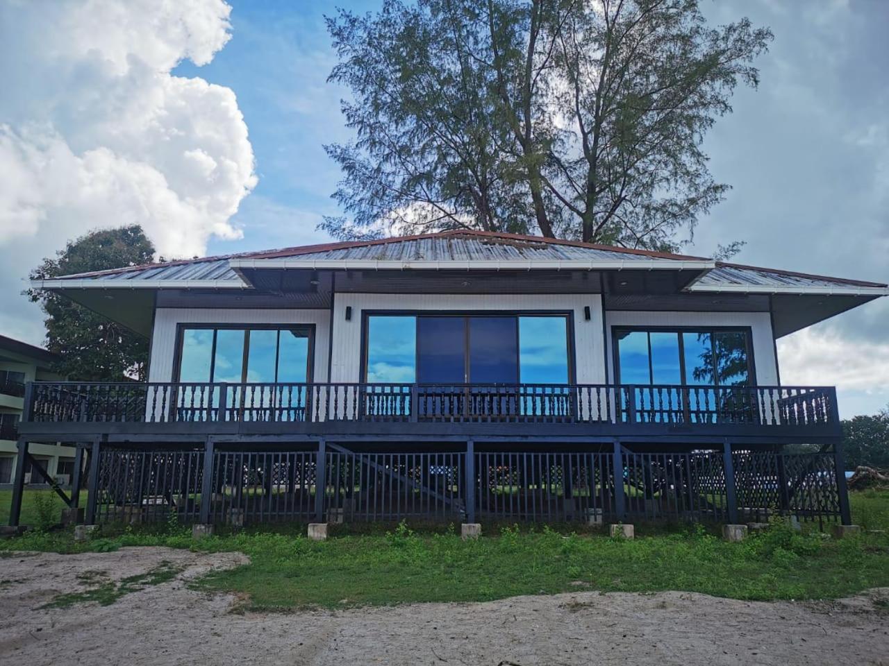 Century Langkasuka Resort Langkawi Pantai Cenang  Bagian luar foto
